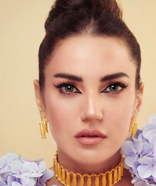 Dorra Zarrouk - column earrings