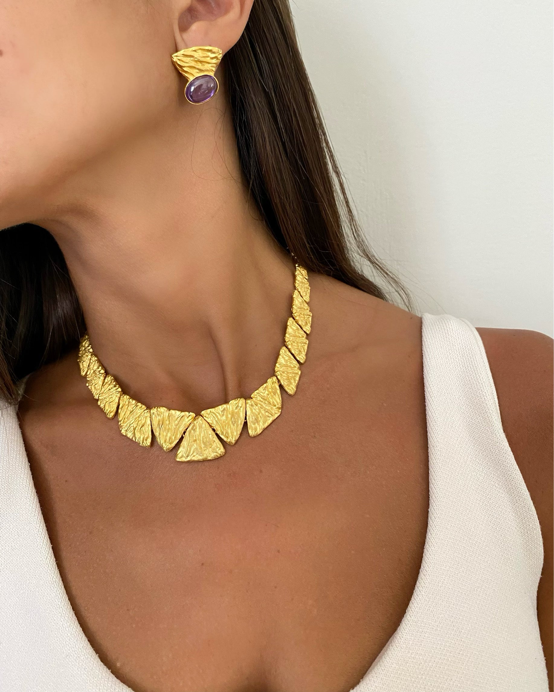 Golden leaf necklace