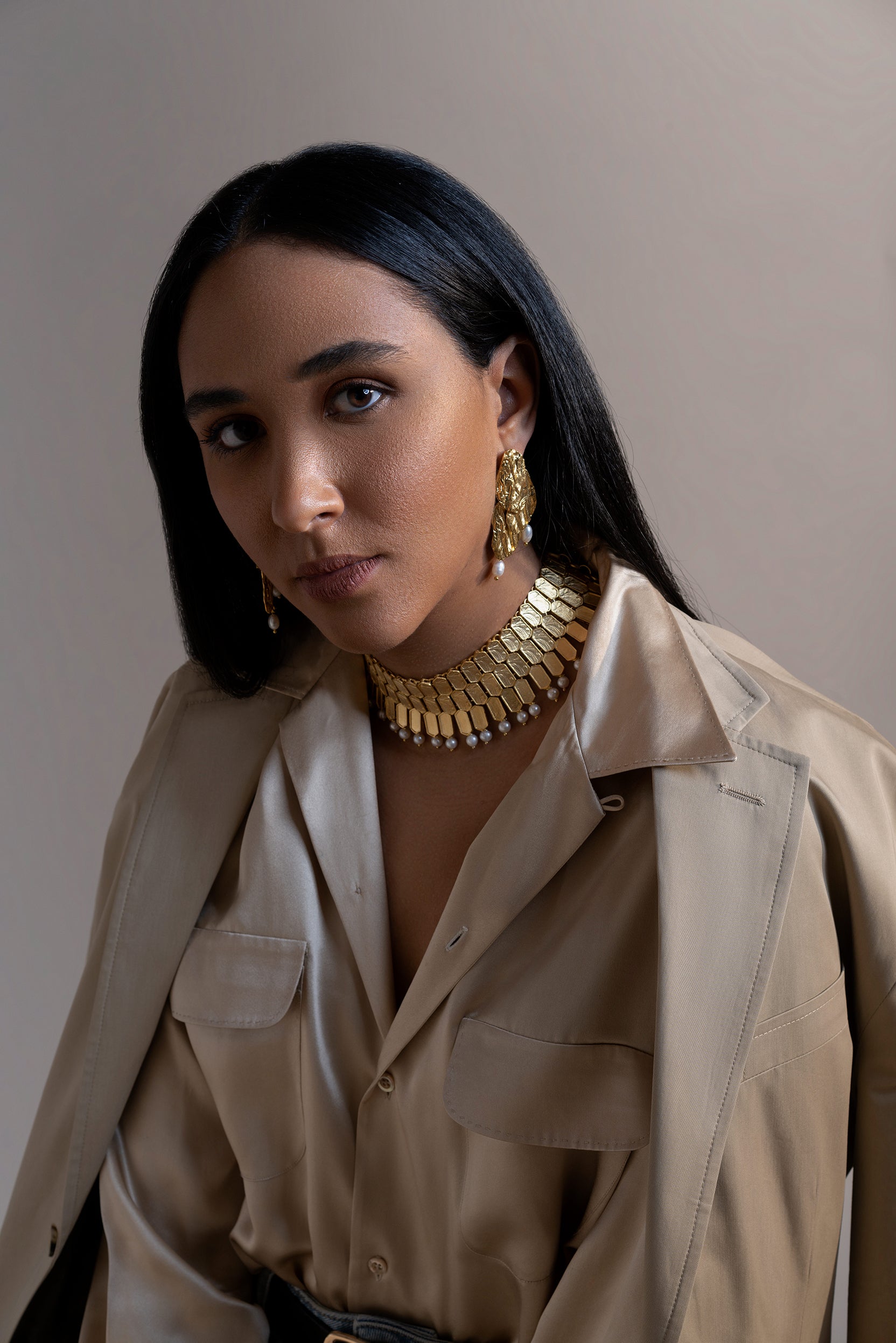 Mother of pearl hive necklace