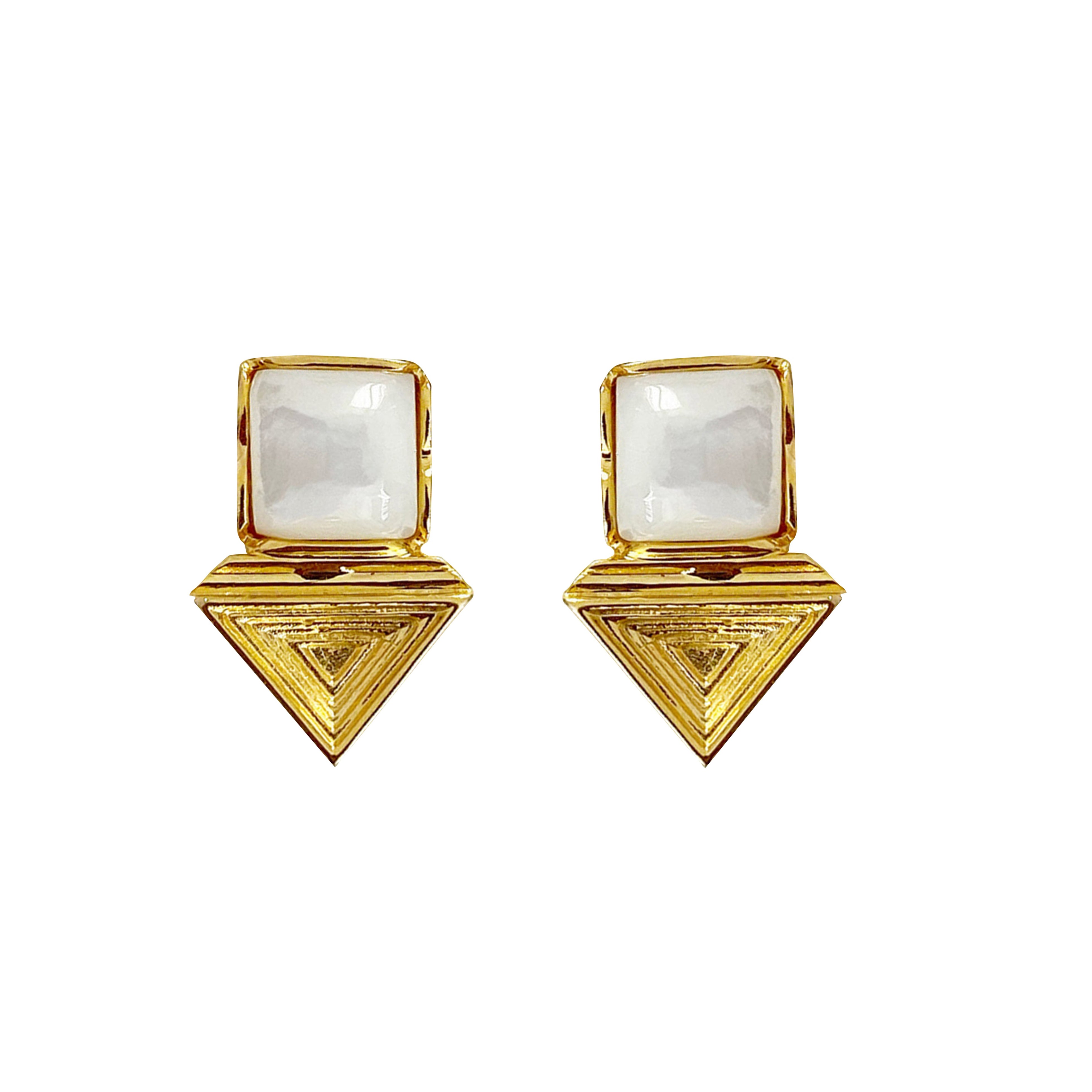 Natural mother of pearl arrow earrings