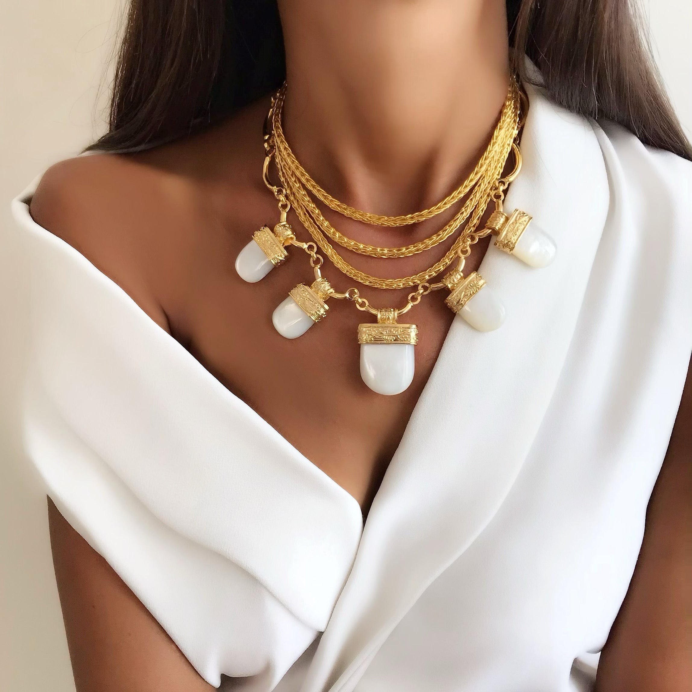 Roman mother of pearl stone necklace